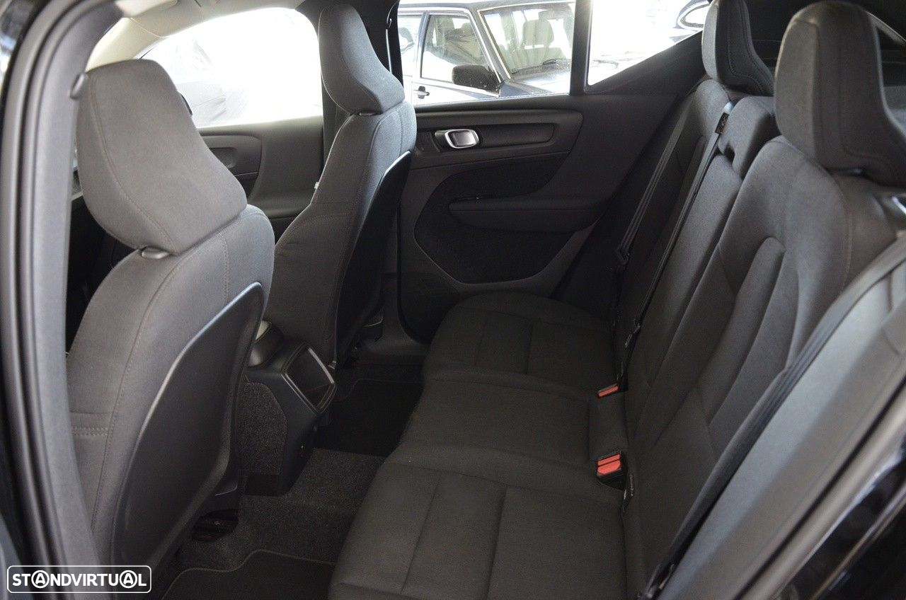 Volvo XC 40 1.5 T2 Momentum Core - 8
