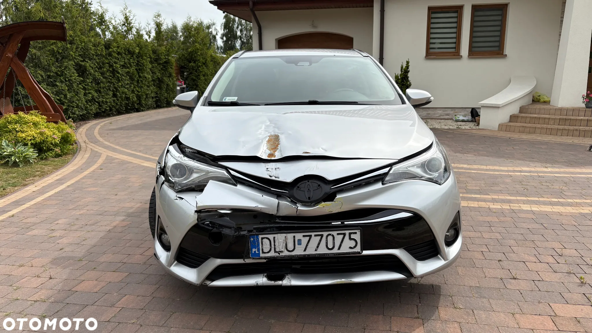 Toyota Avensis 2.0 D-4D Prestige - 9