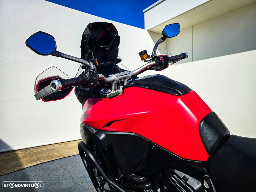 Ducati Multistrada V4 S - 11