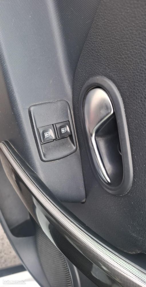 Dacia Sandero 0.9 TCe Stepway - 17