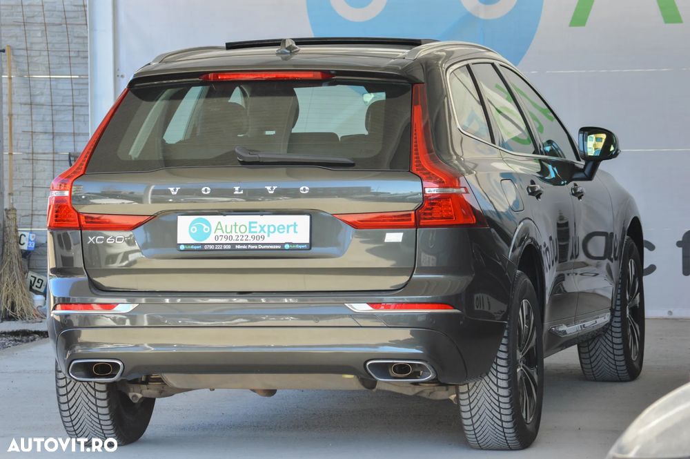 Volvo XC 60 T6 AWD Recharge Geartronic Inscription - 16