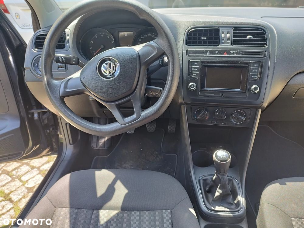 Volkswagen Polo - 7