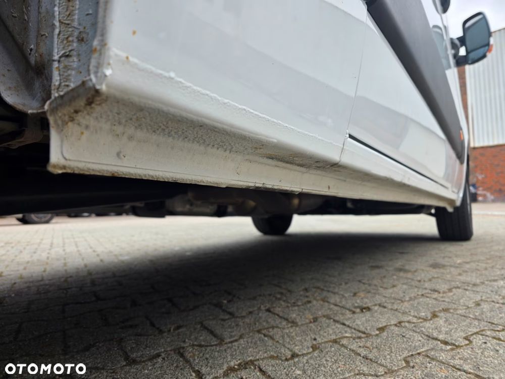 Renault Master - 24
