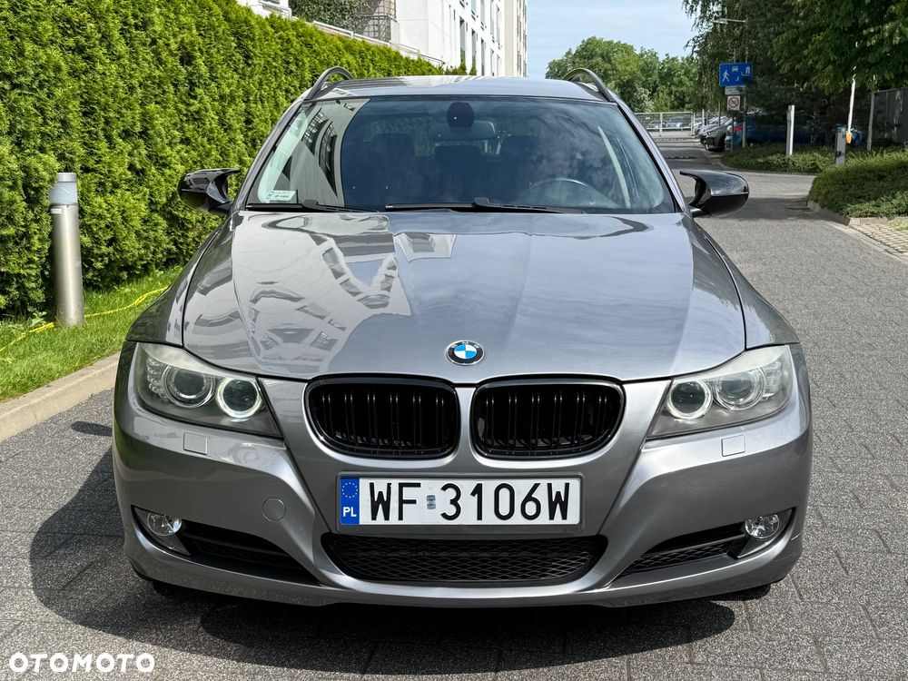 BMW Seria 3 325i xDrive - 8