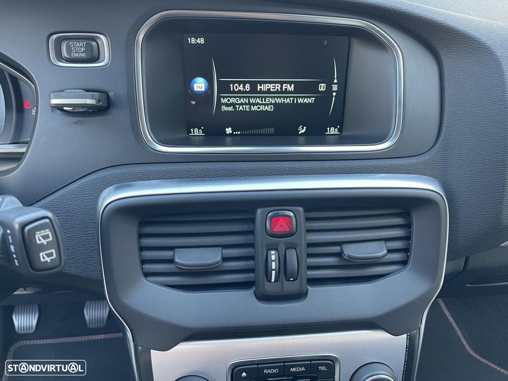 Volvo V40 Cross Country 2.0 D2 Volvo Ocean Race - 25