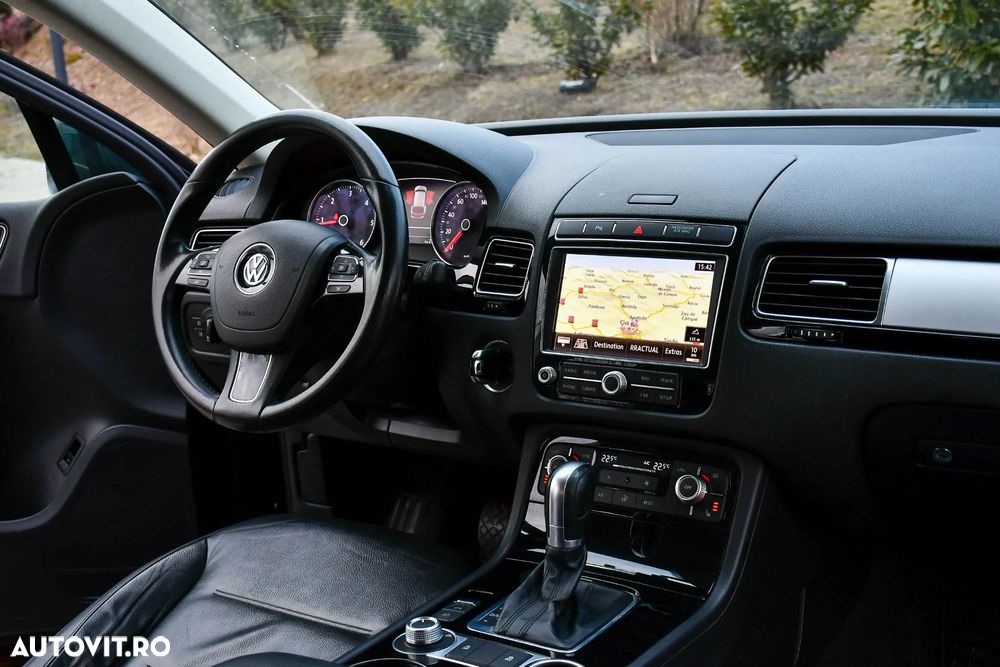 Volkswagen Touareg 3.0 V6 TDI SCR Blue Motion DPF Automatik Executive Edition - 20