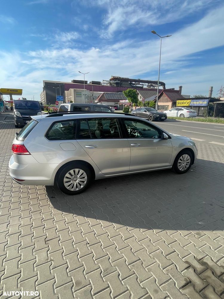 Volkswagen Golf 1.6 TDI DSG BMT Comfortline - 5