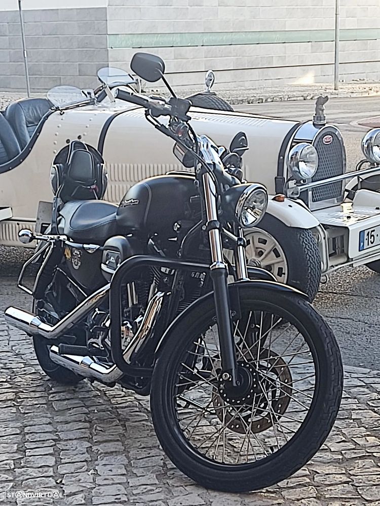 Harley-Davidson Sportster 1200 Custom - 15