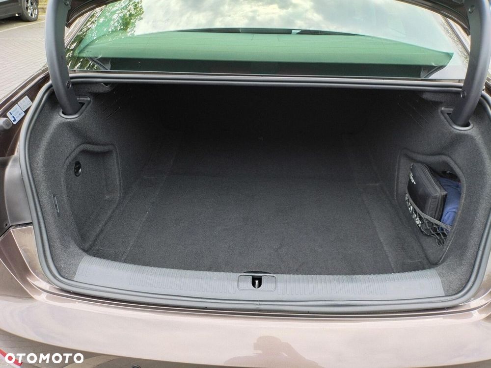 Audi A4 Limousine 2.0 TDI - 30