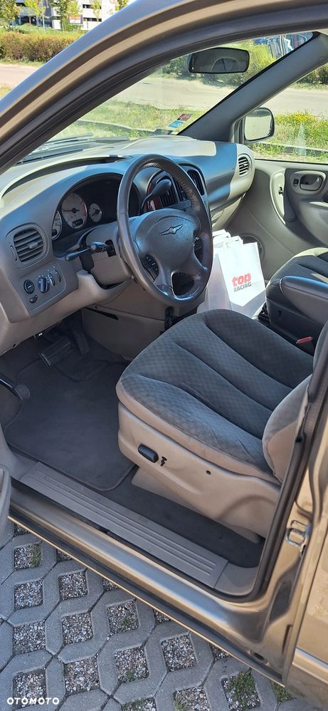 Chrysler Grand Voyager 2.8 CRD LX - 7