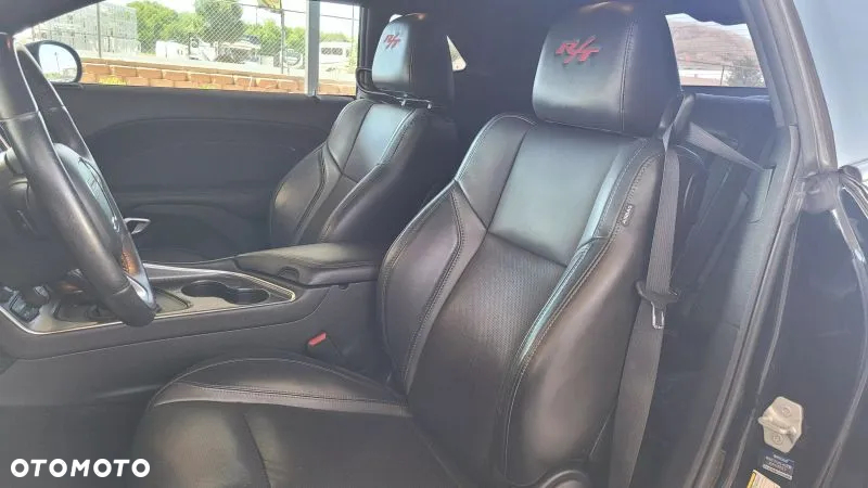 Dodge Challenger 5.7 R/T - 14