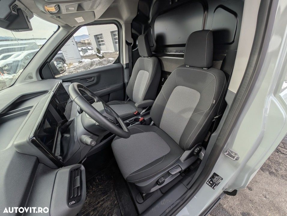 Ford Transit Courier - 9