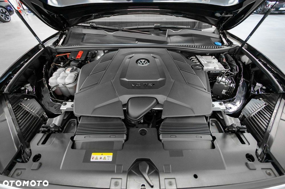 Volkswagen Touareg - 14