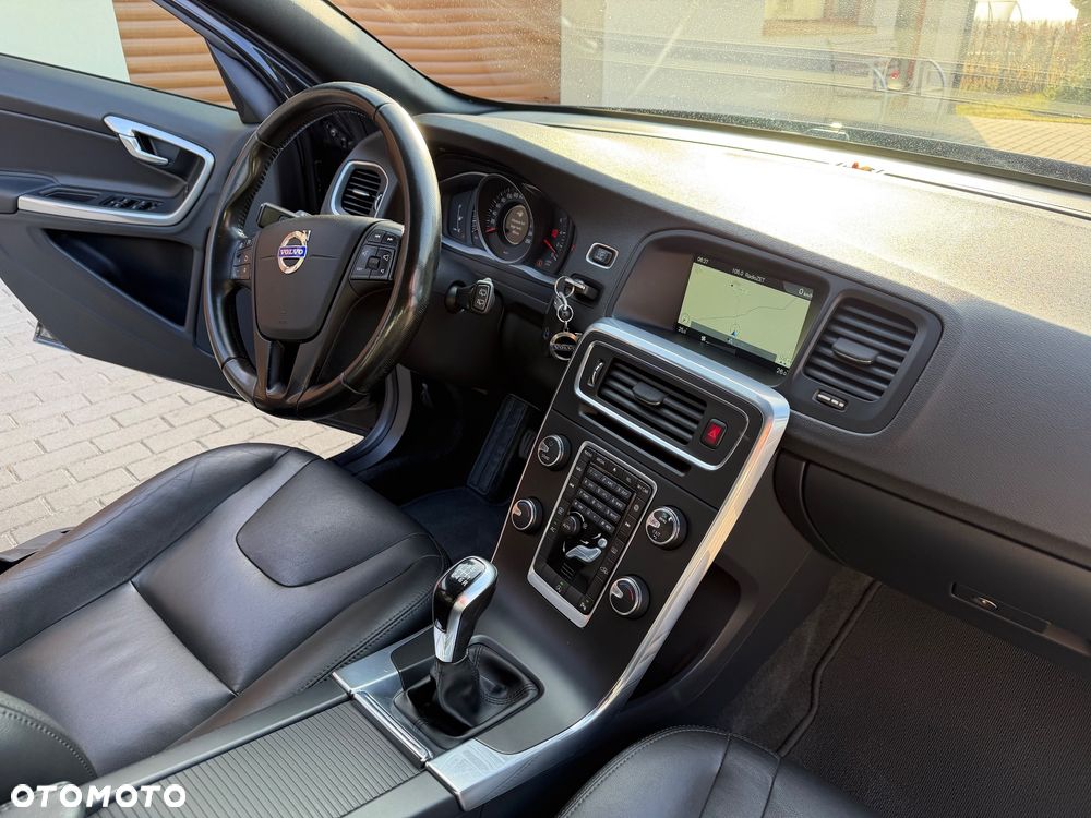 Volvo V60 D2 Drive-E Kinetic - 40