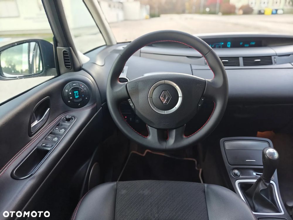 Renault Espace 2.0 Dynamique - 17