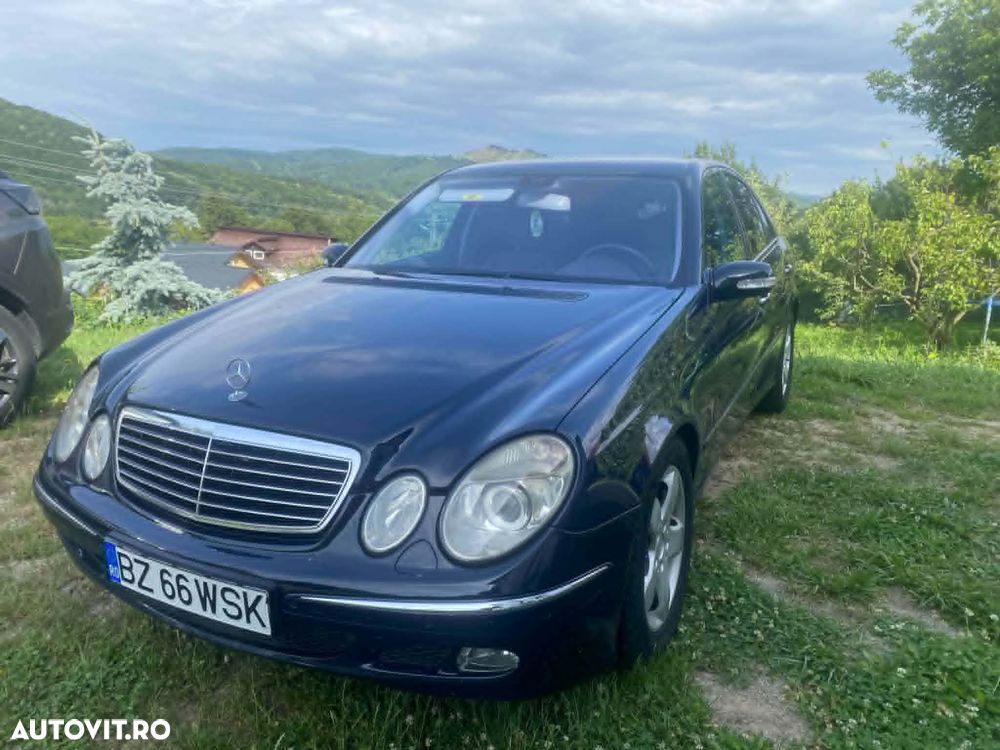 Mercedes-Benz E - 4