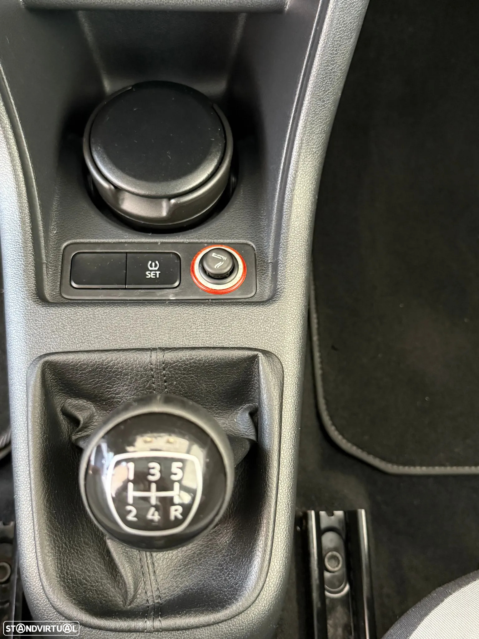 VW Cross Up! 1.0 BMT - 12