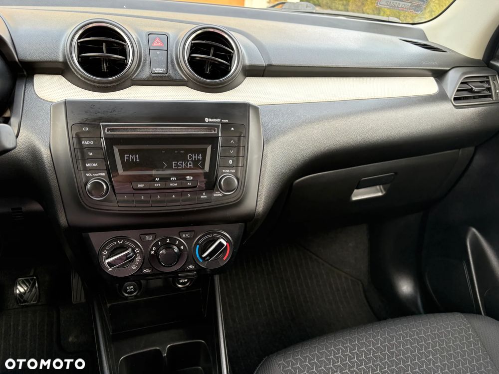 Suzuki Swift 1.2 Dualjet SHVS Premium - 9