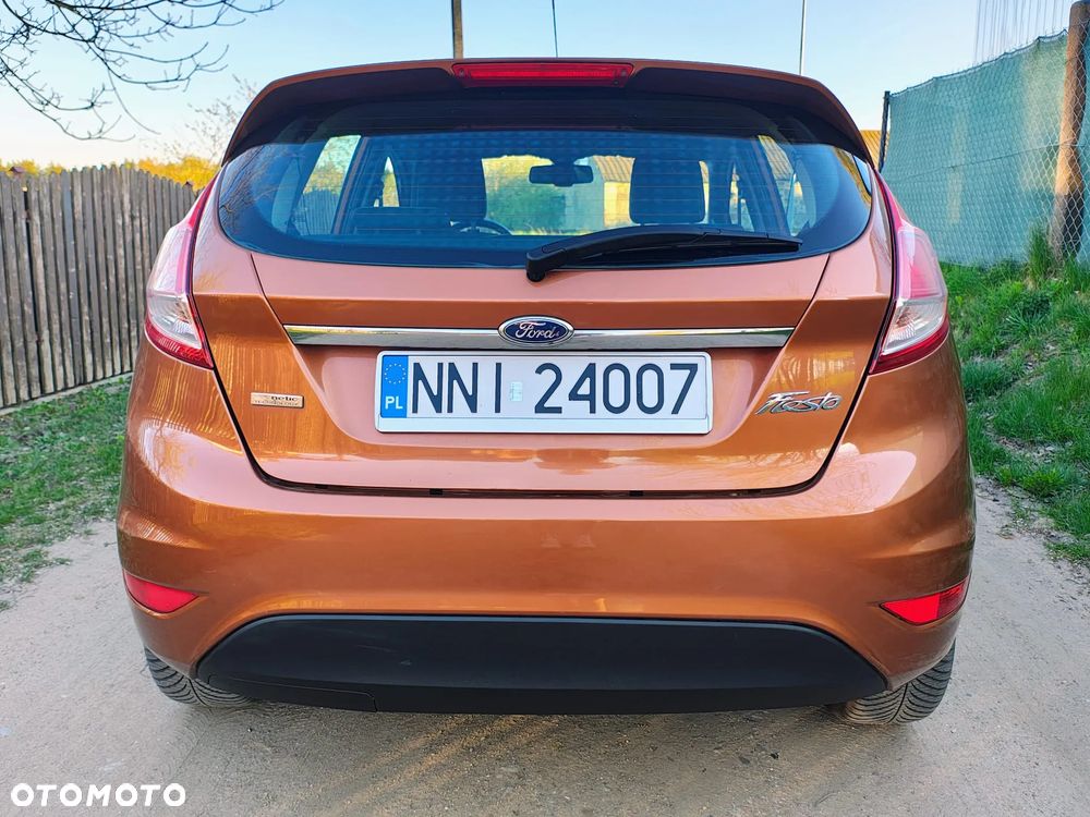 Ford Fiesta 1.5 TDCi Champions Edition - 28