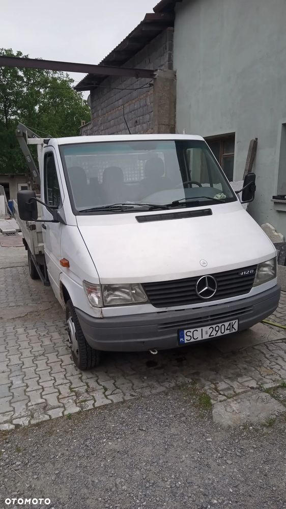 Mercedes-Benz 412D - 5