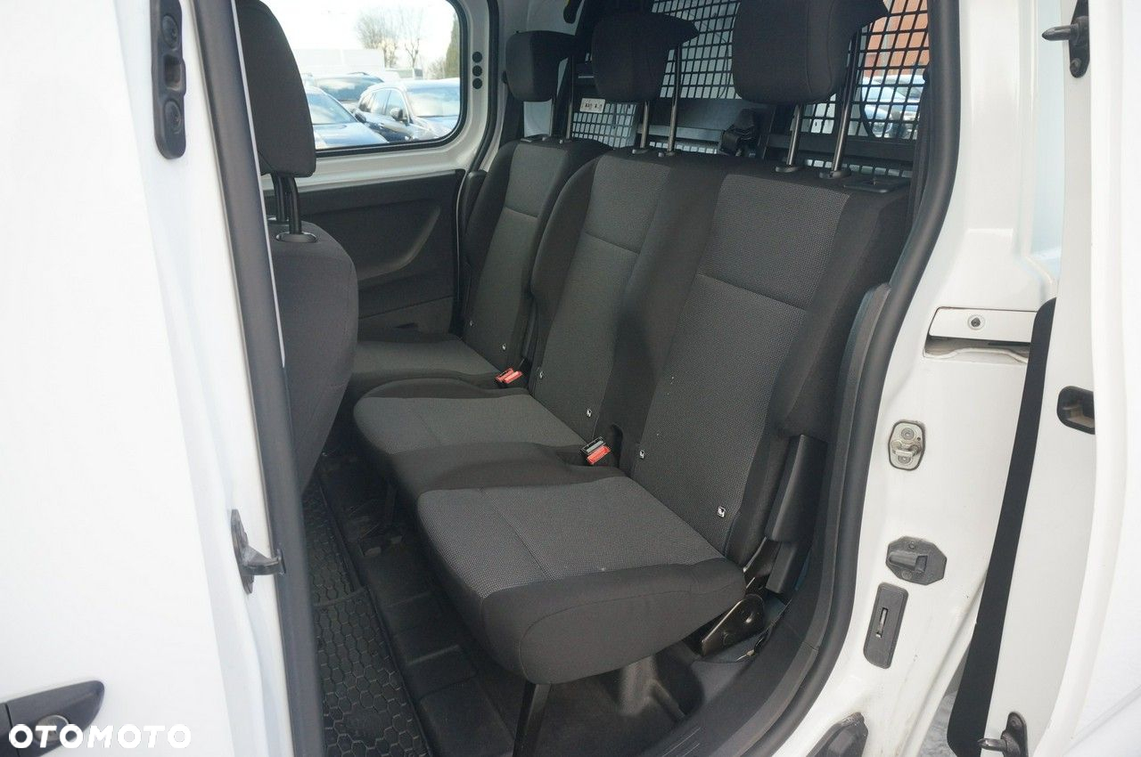 Opel Combo Cargo XL 1.5 CDTI 2,4t (bryg.) - 26