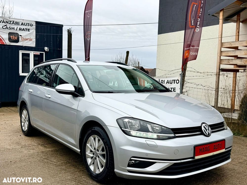 Volkswagen Golf 1.6 TDI Comfortline - 6