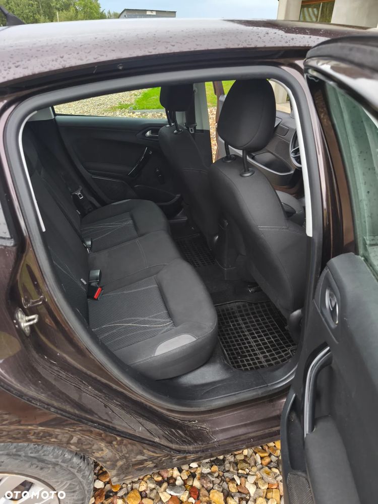Peugeot 208 1.4 VTi Active - 11