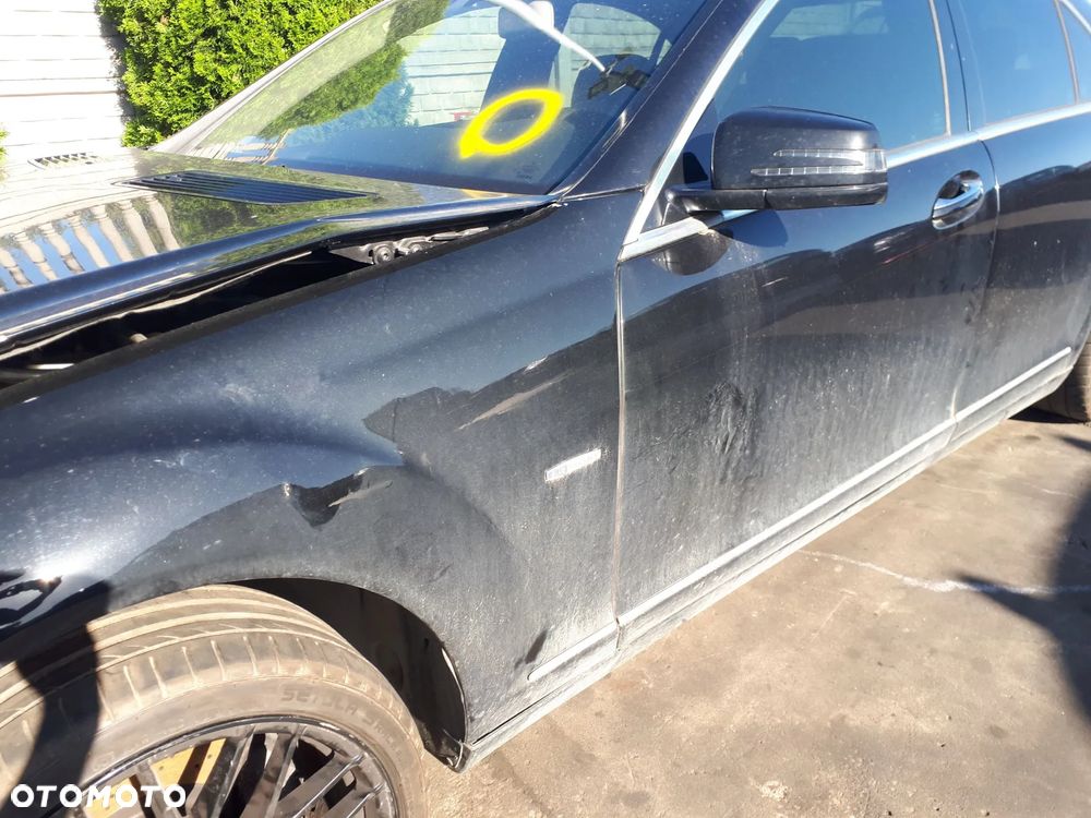 MERCEDES S KLASA W221 LIFT 09-13 BŁOTNIK PRZOD PRZEDNI LEWY C197 197 - 4