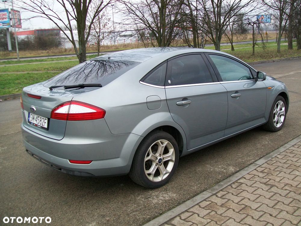 Ford Mondeo 2.0 Ghia - 4