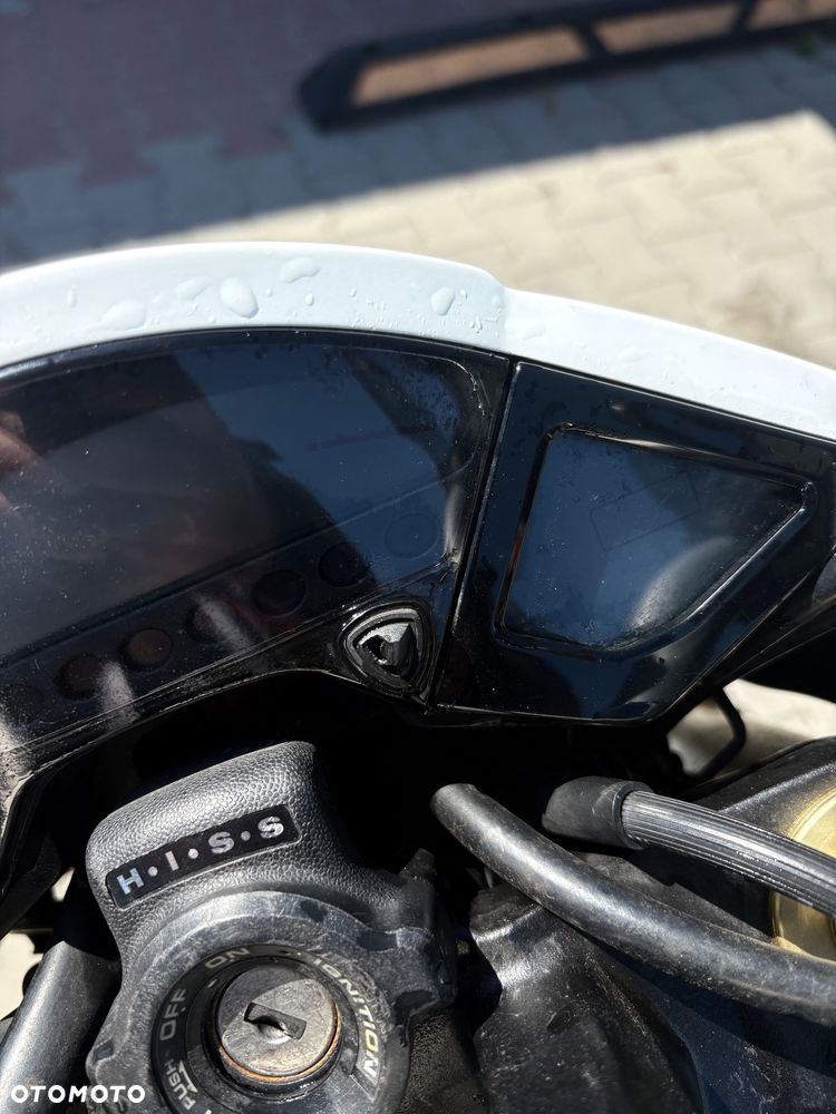 Honda CB - 11