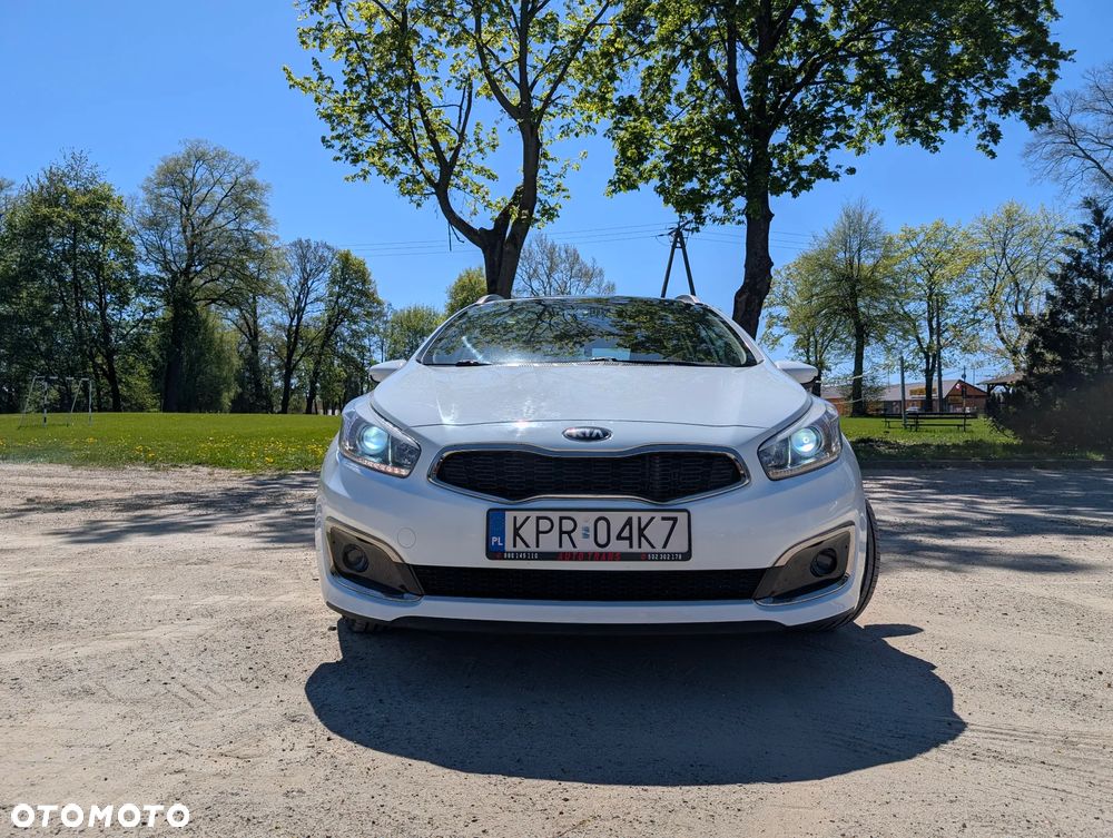 Kia Ceed - 3