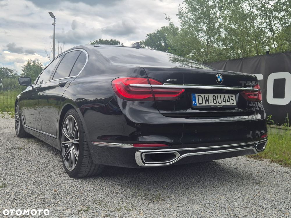 BMW Seria 7 740d xDrive - 10