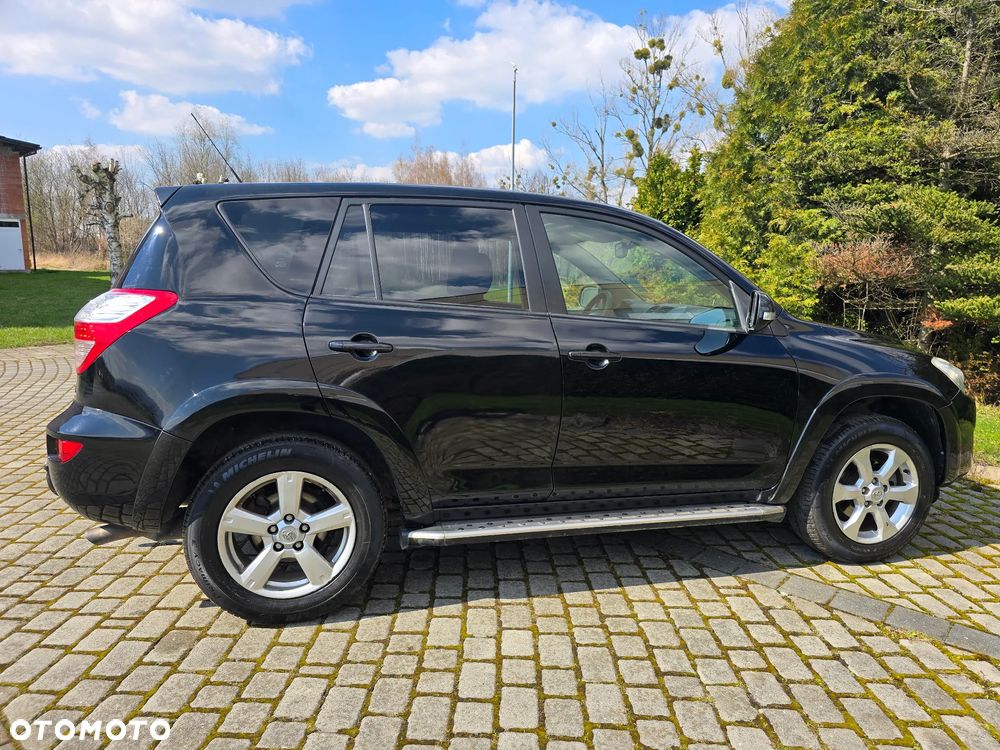 Toyota RAV4 2.2 D-4D 4x4 Automatik Travel - 10