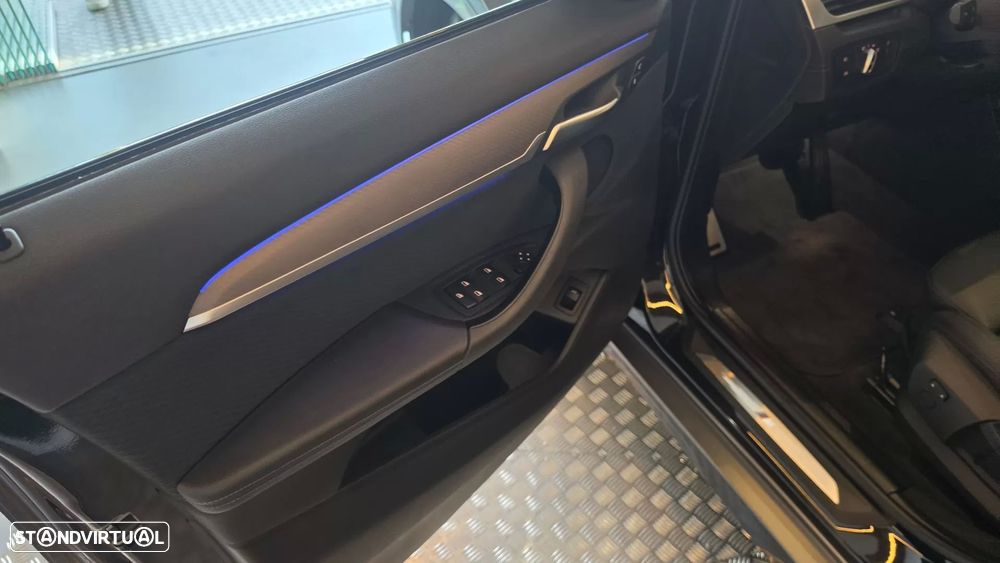 BMW X2 16 d sDrive Auto X Pack M - 38
