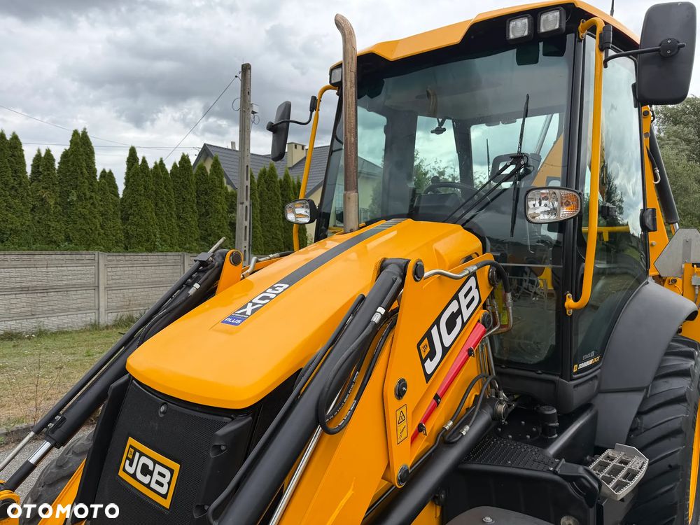 JCB 3CX PLUS AEC 1400Mth Salon PL - 22