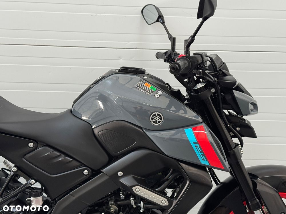 Yamaha MT - 7
