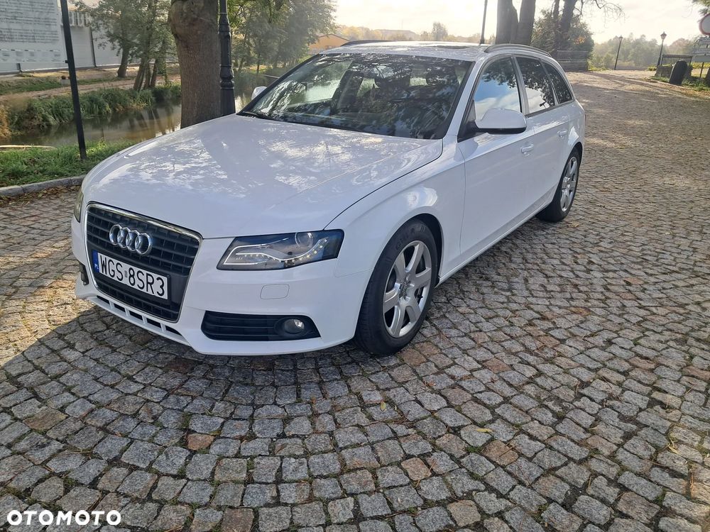 Audi A4 Avant - 9
