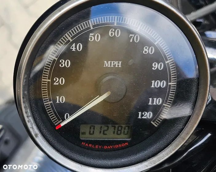 Harley-Davidson Sportster Nightster 1200N - 11