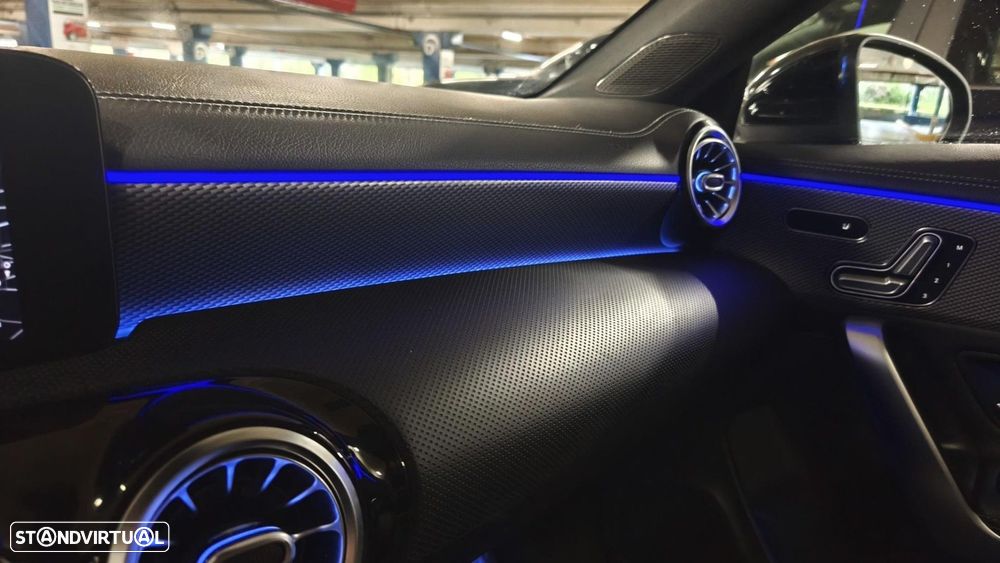 Mercedes-Benz CLA 180 d Shooting Brake Business Solutions Aut. - 30