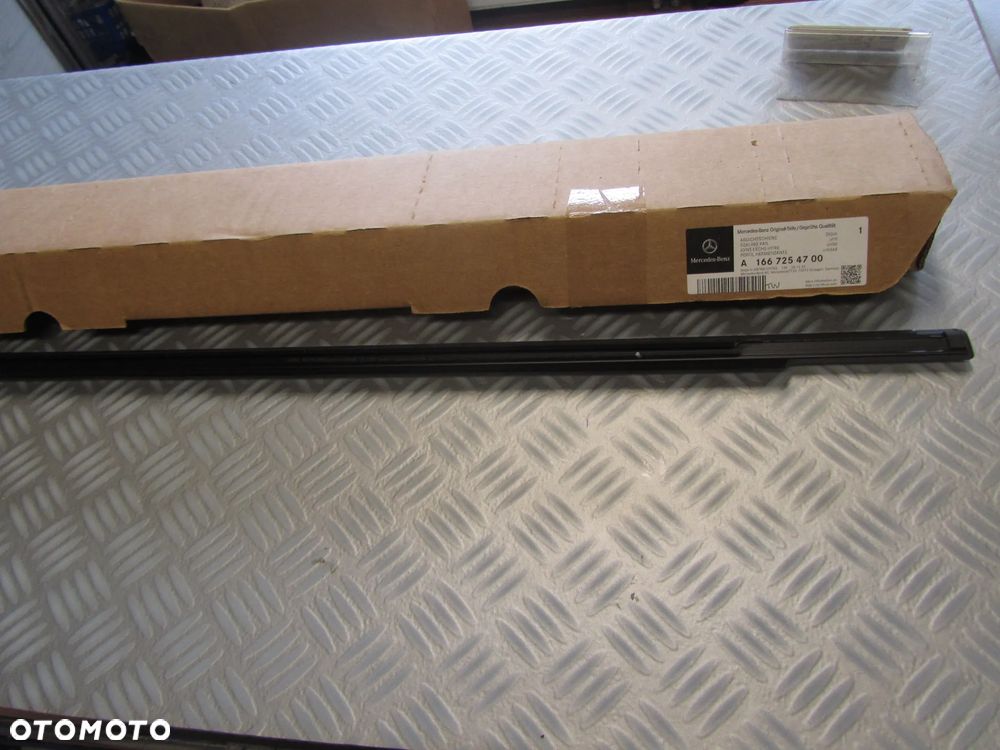 LISTWA 1667254700 - 4