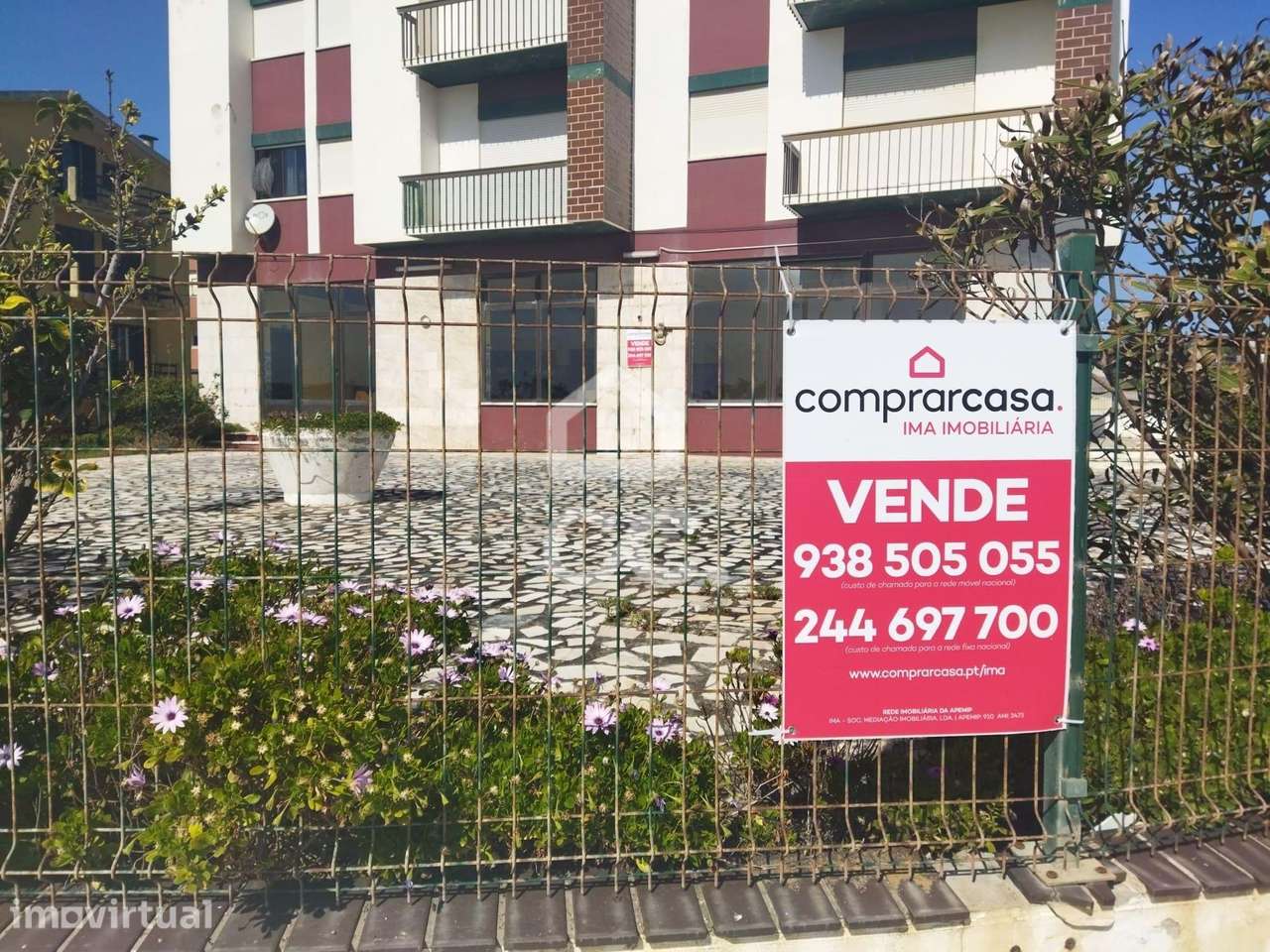 PRAIA DO PEDROGÃO------Espaço Comercial com a área útil de 166 m2, lic - Grande imagem: 2/20