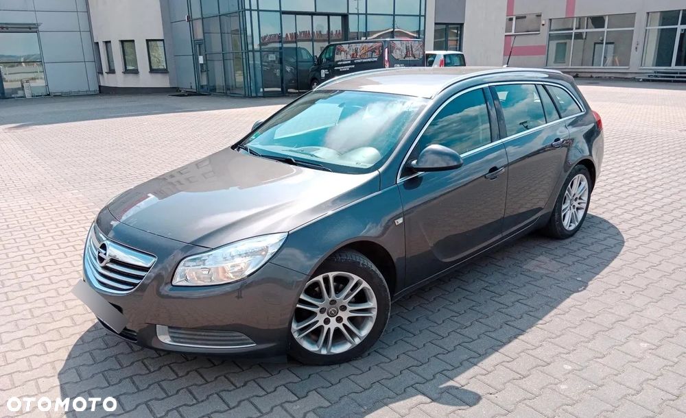 Opel Insignia 1.8 Sports Tourer - 1