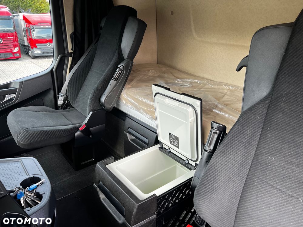 Mercedes-Benz Actros - 34