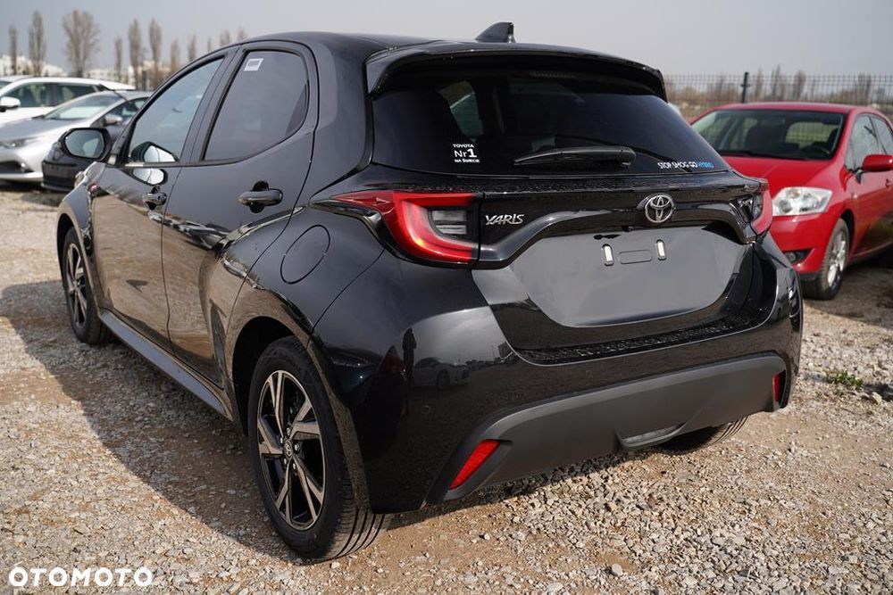 Toyota Yaris Hybrid 1.5 Style - 6