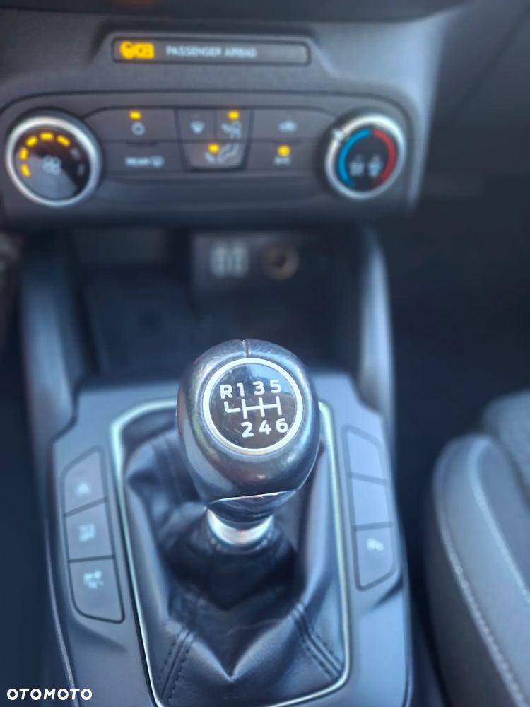 Ford Focus - 26