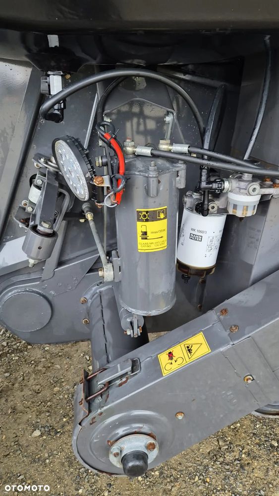 Claas Lexion 600 z hederem - 17