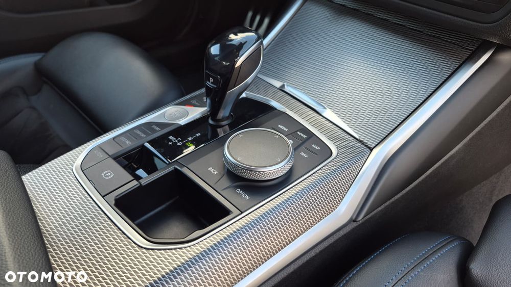 BMW Seria 3 330i M Sport sport - 15