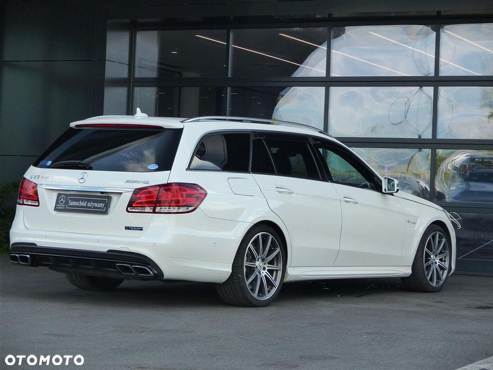 Mercedes-Benz Klasa E 63 AMG S 4-Matic - 6