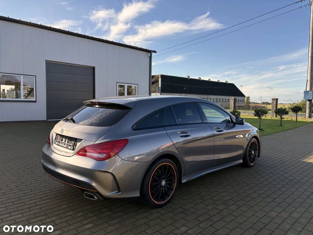 Mercedes-Benz CLA Shooting Brake 200 7G-DCT Orange Art Edition - 3