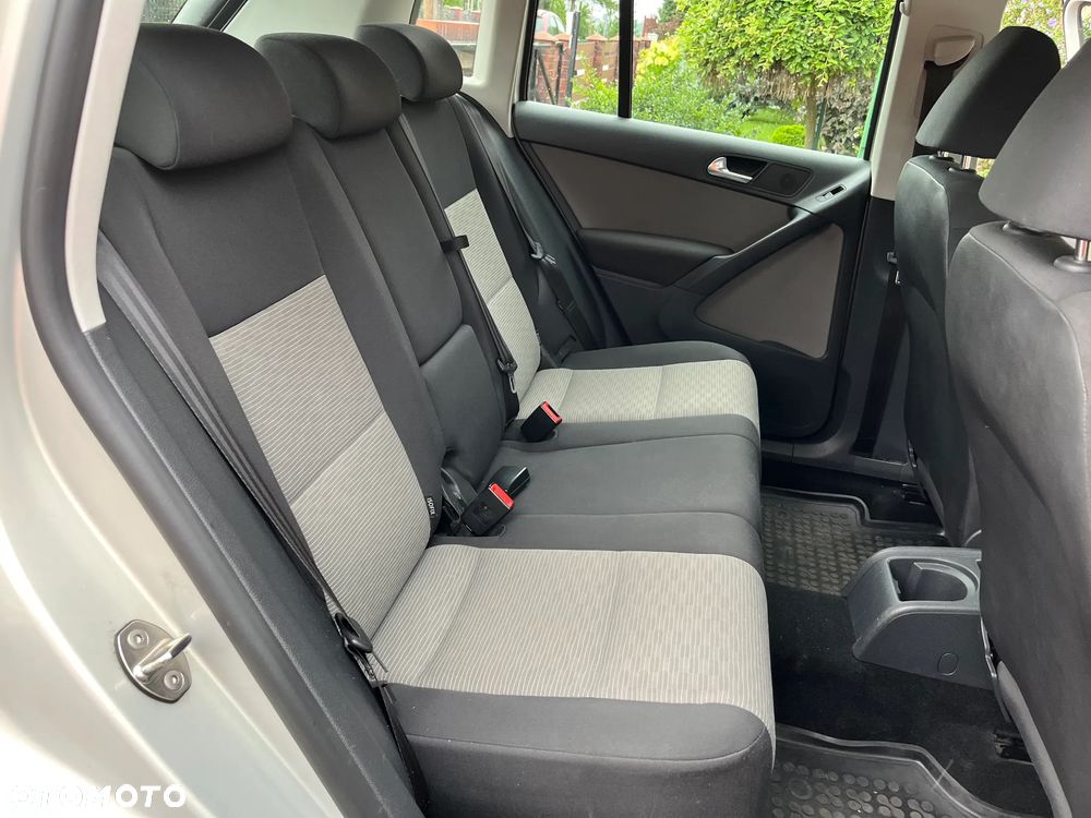 Volkswagen Tiguan 1.4 TSI Trend&Fun - 12